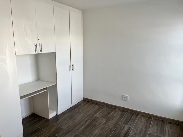 To Let 3 Bedroom Property for Rent in Edgemead Western Cape